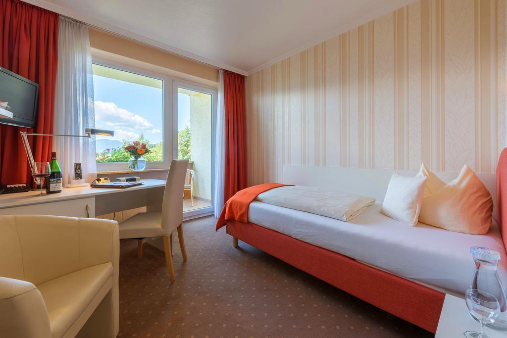 Parkhotel Tannenhof オイ・ミッテルベルグ エクステリア 写真